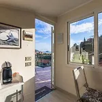 Bilocale Con Terrazza Vista Mare E Posto Auto