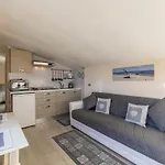 Bilocale Con Terrazza Vista Mare E Posto Auto