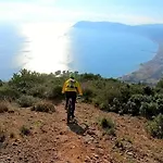 Bilocale Con Terrazza Vista Mare E Posto Auto Daire
