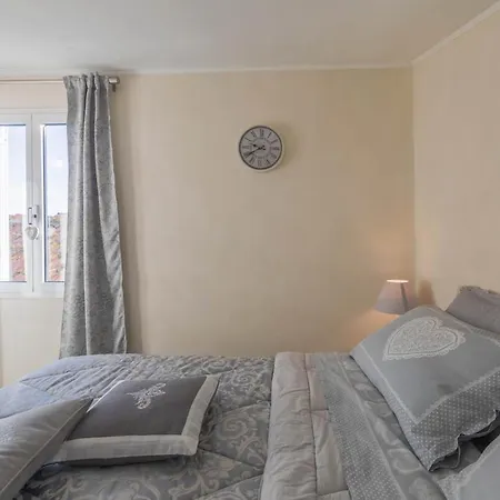Apartament Bilocale Con Terrazza Vista Mare E Posto Auto *