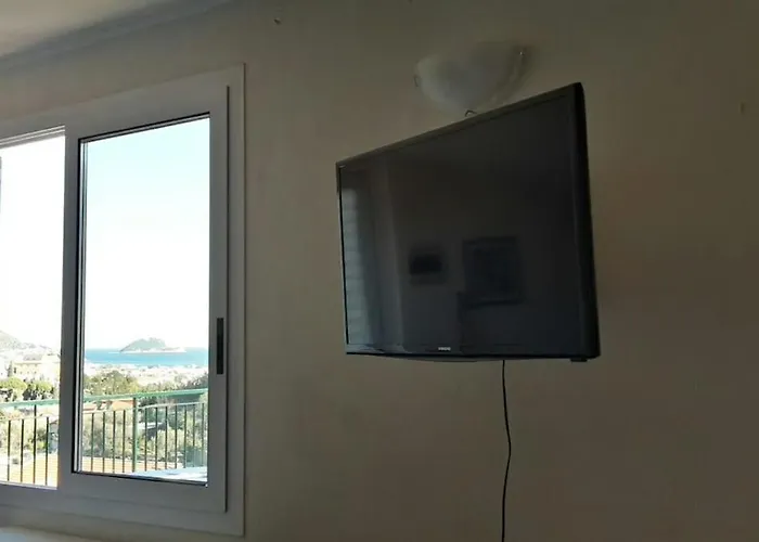 Bilocale Con Terrazza Vista Mare E Posto Auto * 阿拉西奥