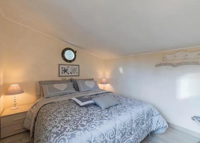 Bilocale Con Terrazza Vista Mare E Posto Auto 公寓 *