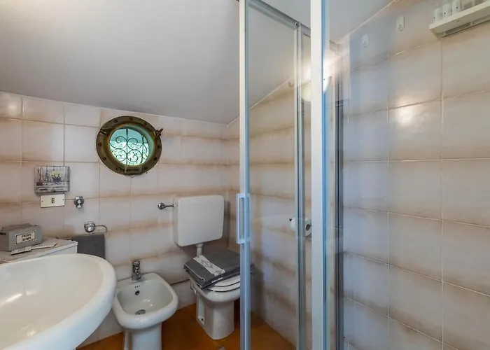 Bilocale Con Terrazza Vista Mare E Posto Auto 公寓 *